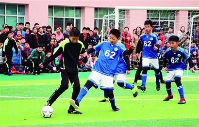 发言厅里厅气，加纳前国脚：中国足球不能说好，也不能说不好