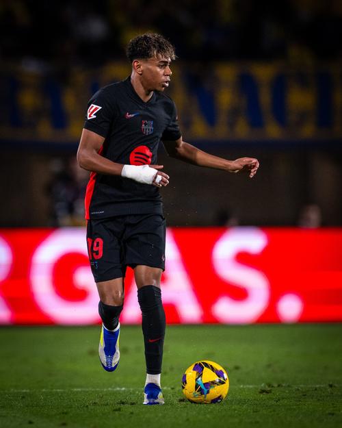 芬奇谈华子担任控卫：我们需要他做自己，而不是变成斯托克顿