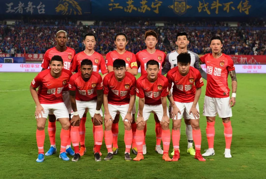 波媒：什琴斯尼在加盟巴萨前考虑参加波兰第七级别联赛